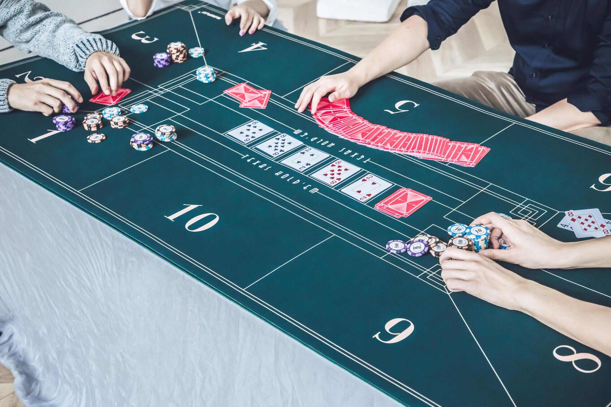 Tips | How to Set Up a SNG Poker Game at Home