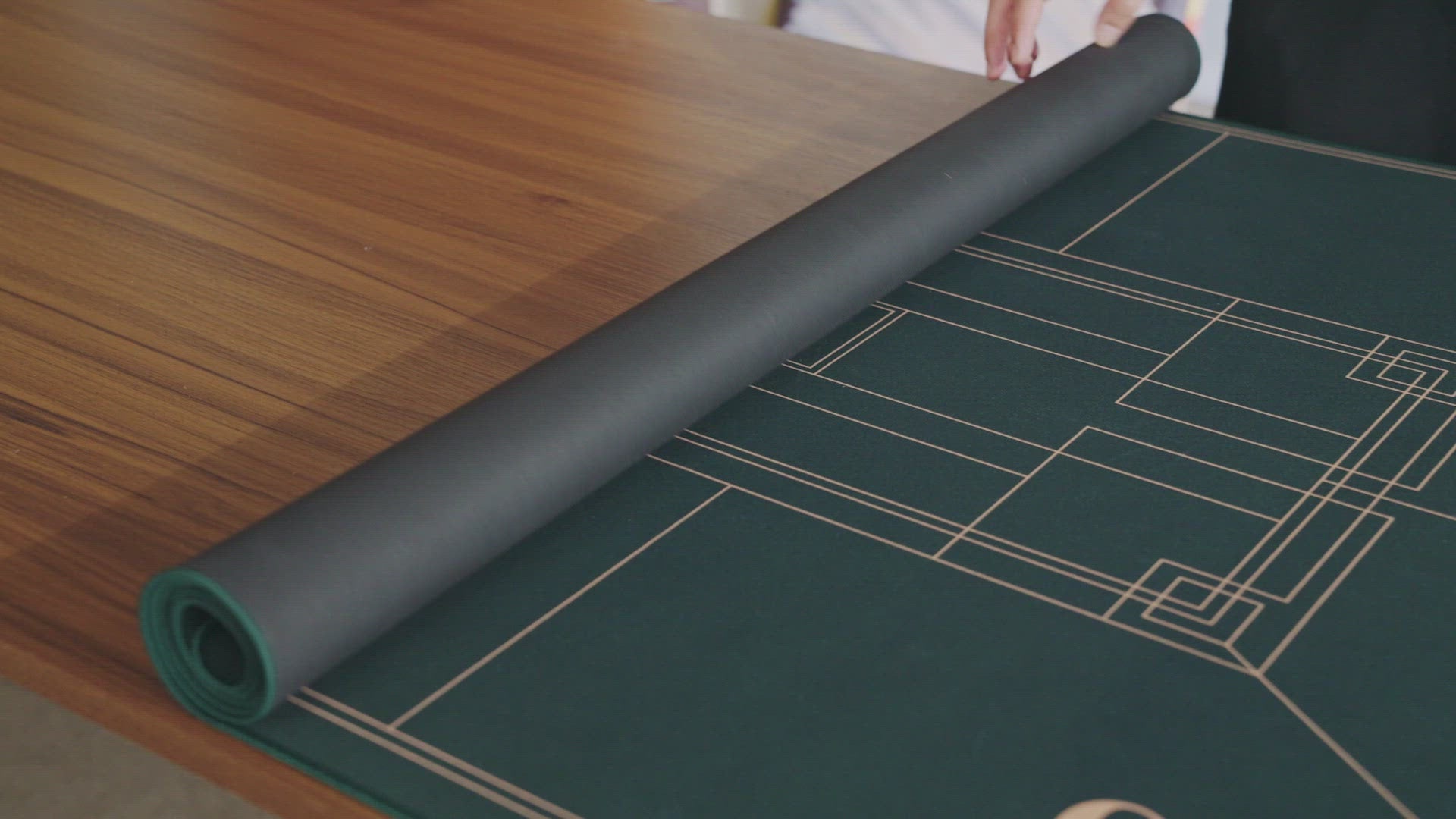 Nash Poker Mat for Texas Hold'em | Extra-fine Material | The Ultimate Dealing Experience
