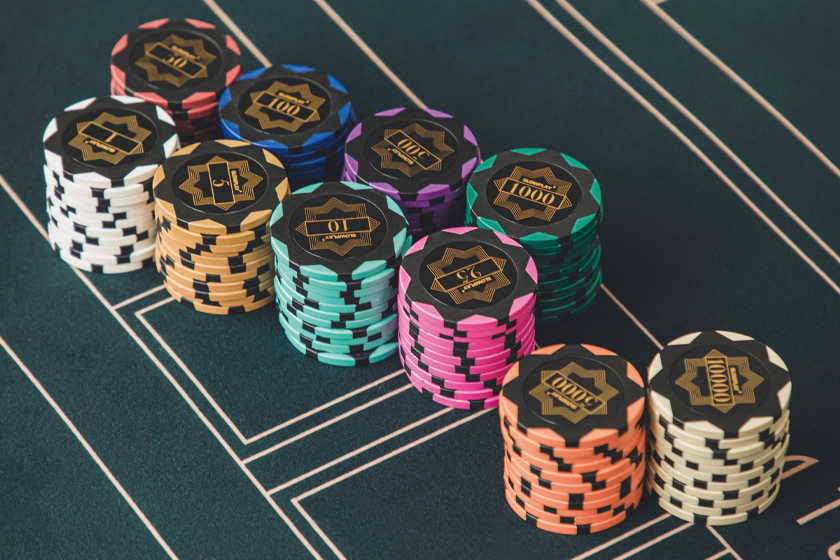 【CLEARANCE】Clay Poker Chips | Old Logo Version